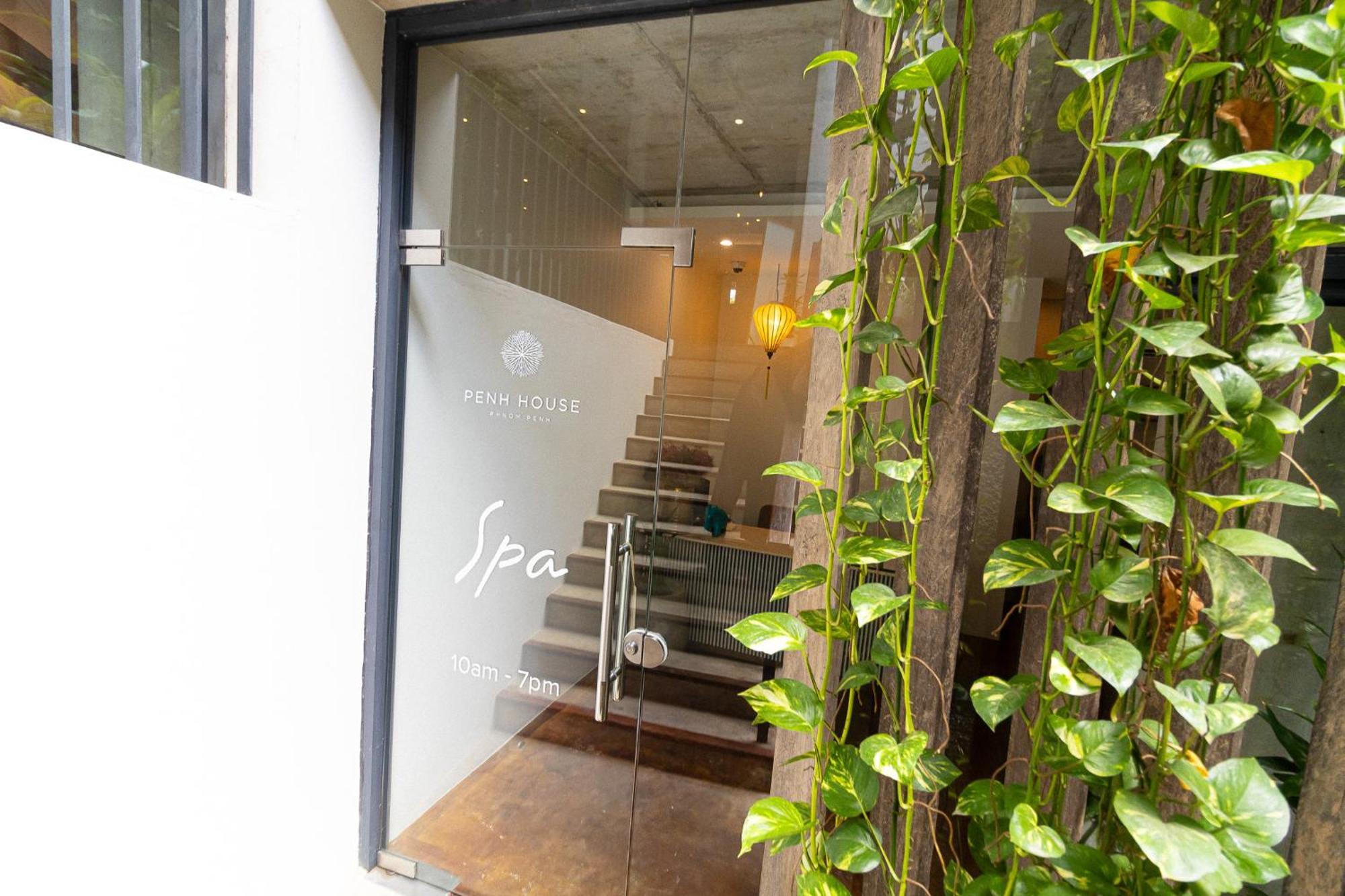 Penh House Hotel Пном Пен Екстериор снимка