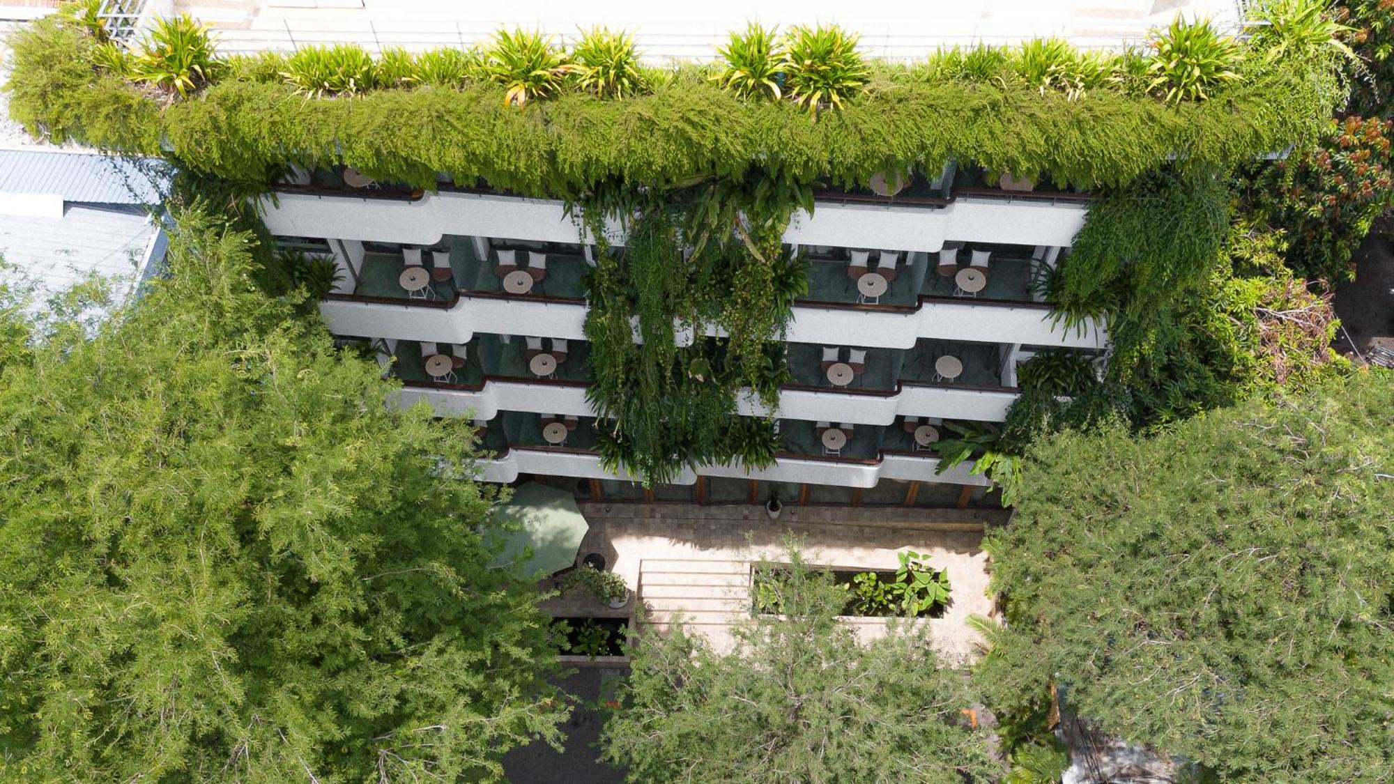 Penh House Hotel Пном Пен Екстериор снимка
