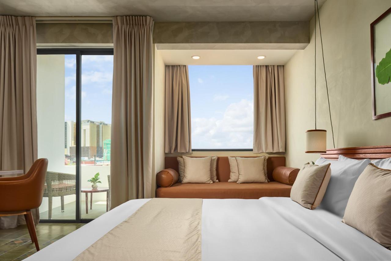 Penh House Hotel Пном Пен Екстериор снимка