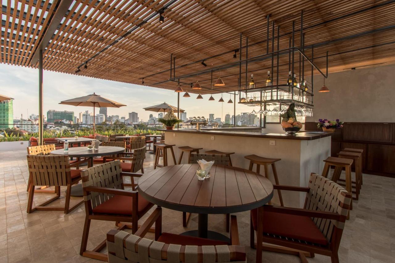 Penh House Hotel Пном Пен Екстериор снимка