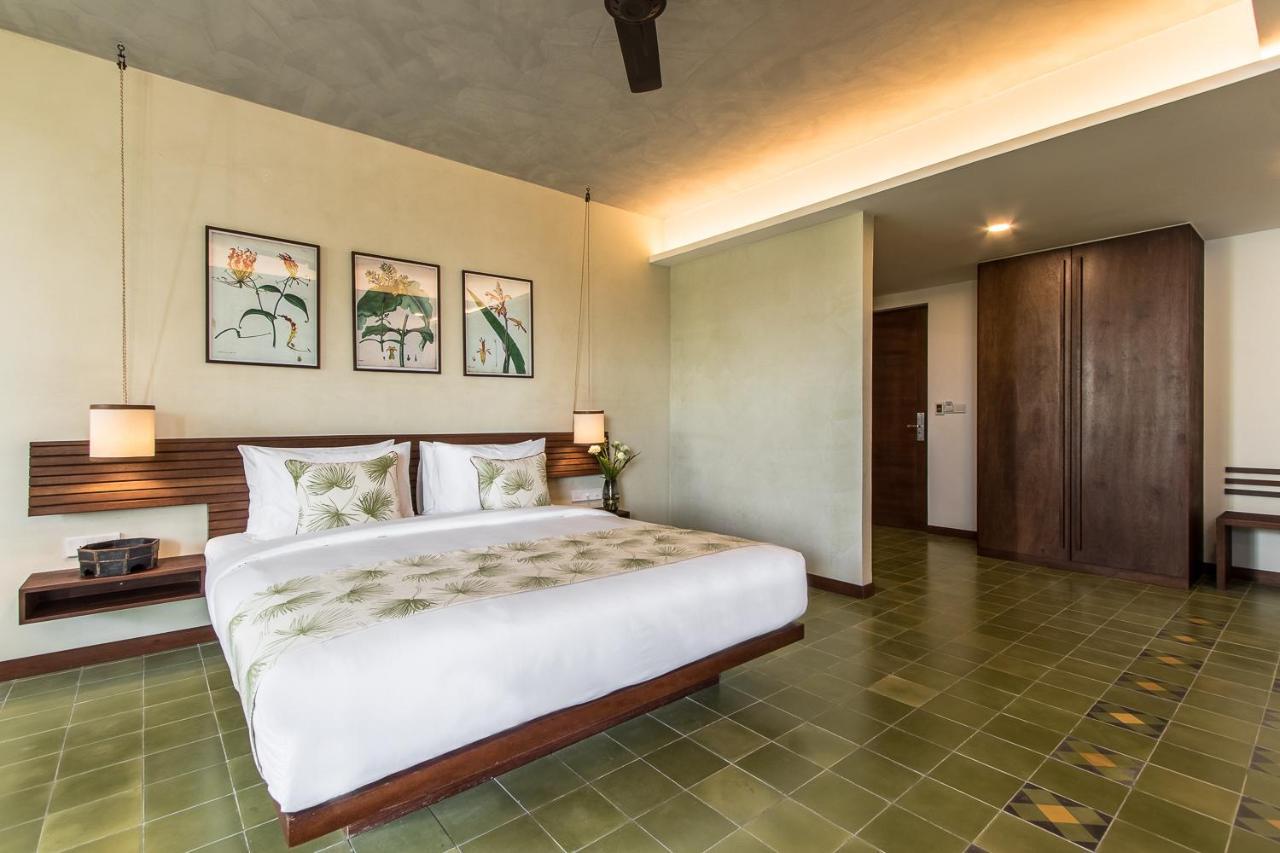 Penh House Hotel Пном Пен Екстериор снимка